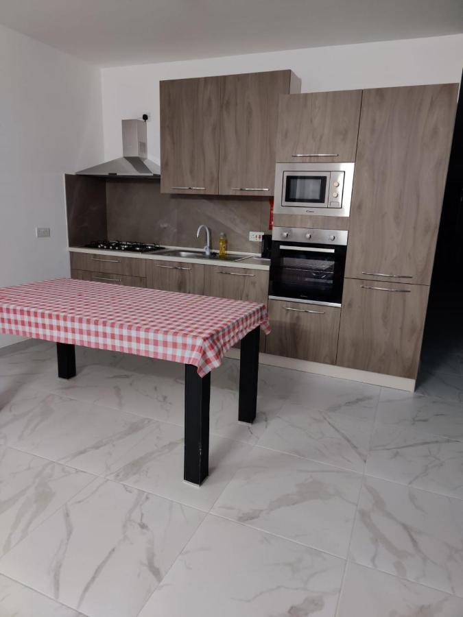 Caribbean Cocktail Apartment Marsaskala Bagian luar foto